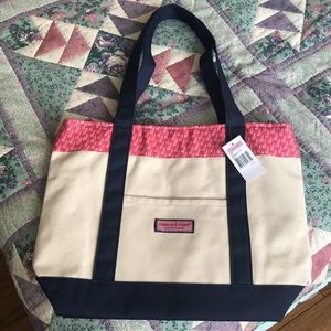 Brand New Vineyard vines sailboat Raspberry tote